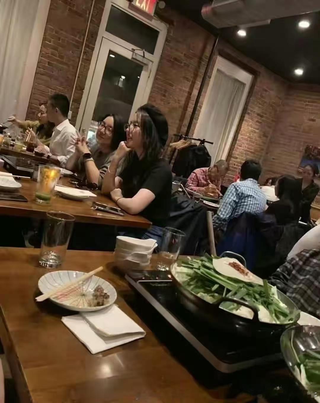 路人镜头下的刘亦菲也就一般嘛 ​​​