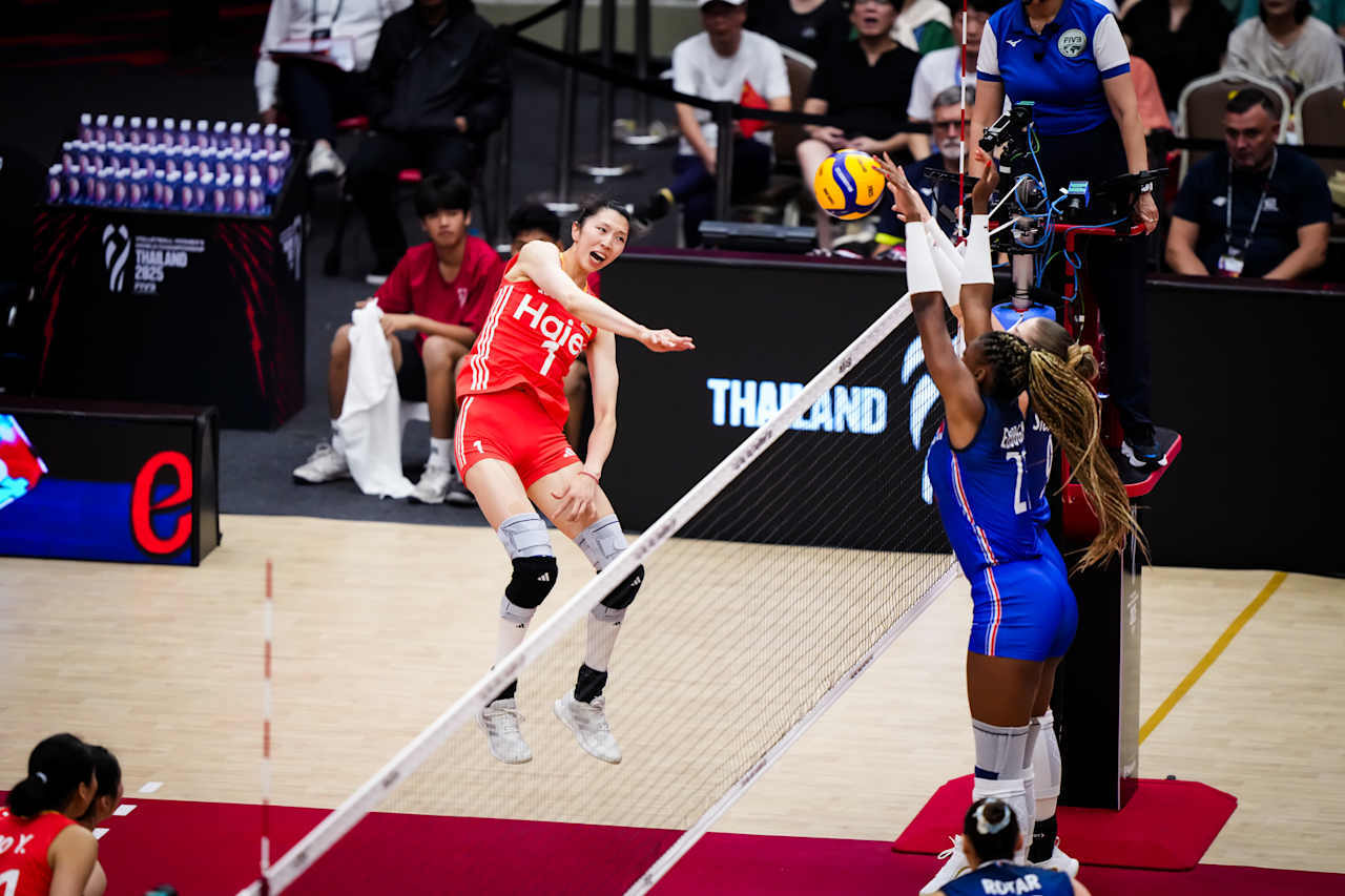 中国女排🇨🇳 1-3 🇫🇷法国女排【20-25、25-27、25-22、