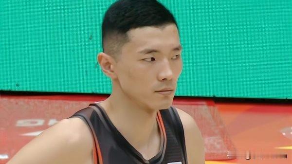 5月3日，CBA季后赛12进8决胜战火热开打，山东男篮坐镇主场迎战辽宁男篮，双方