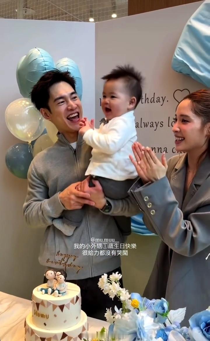 欧阳妮妮张书豪为儿子办周岁宴欧阳妮妮张书豪儿子一岁了 欧阳妮妮张书豪为儿子办周岁