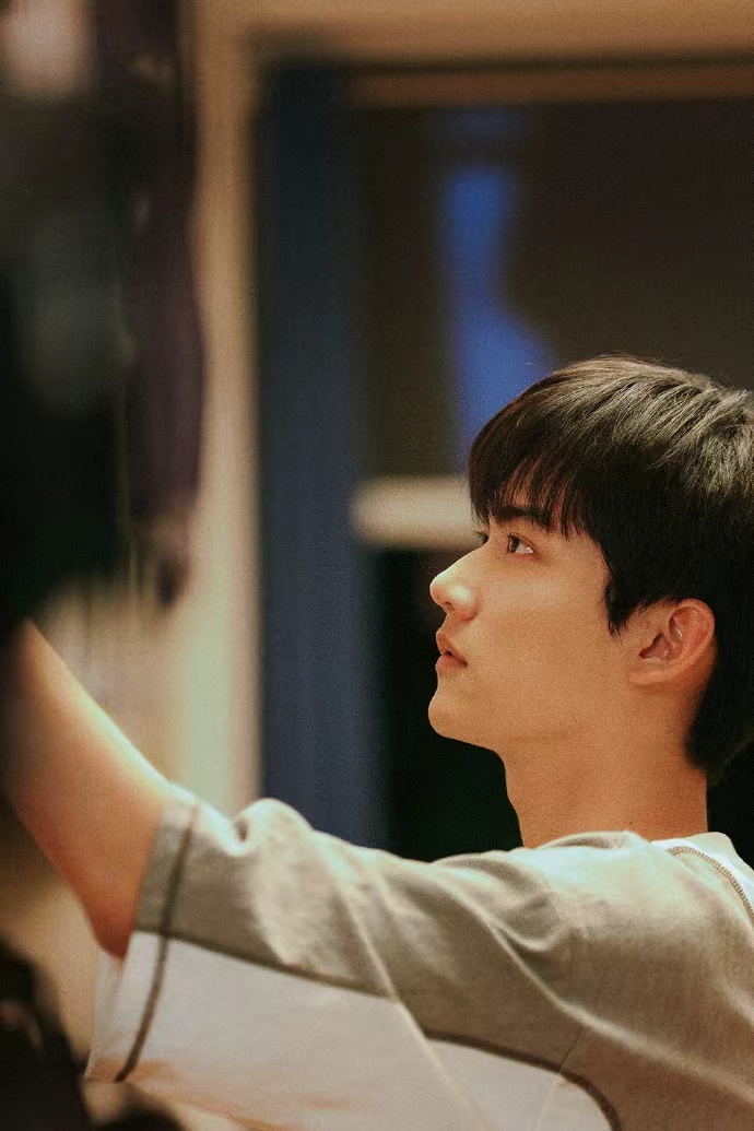 周柯宇仅具有中国国籍 周柯宇仅具有中国国籍，周柯宇工作室关于周柯宇国籍发布声明，