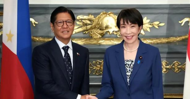 气坏了！台东渔民才发现，自己捕鱼的海域竟被日菲私下划走，岛内舆论一天喷三回。
6