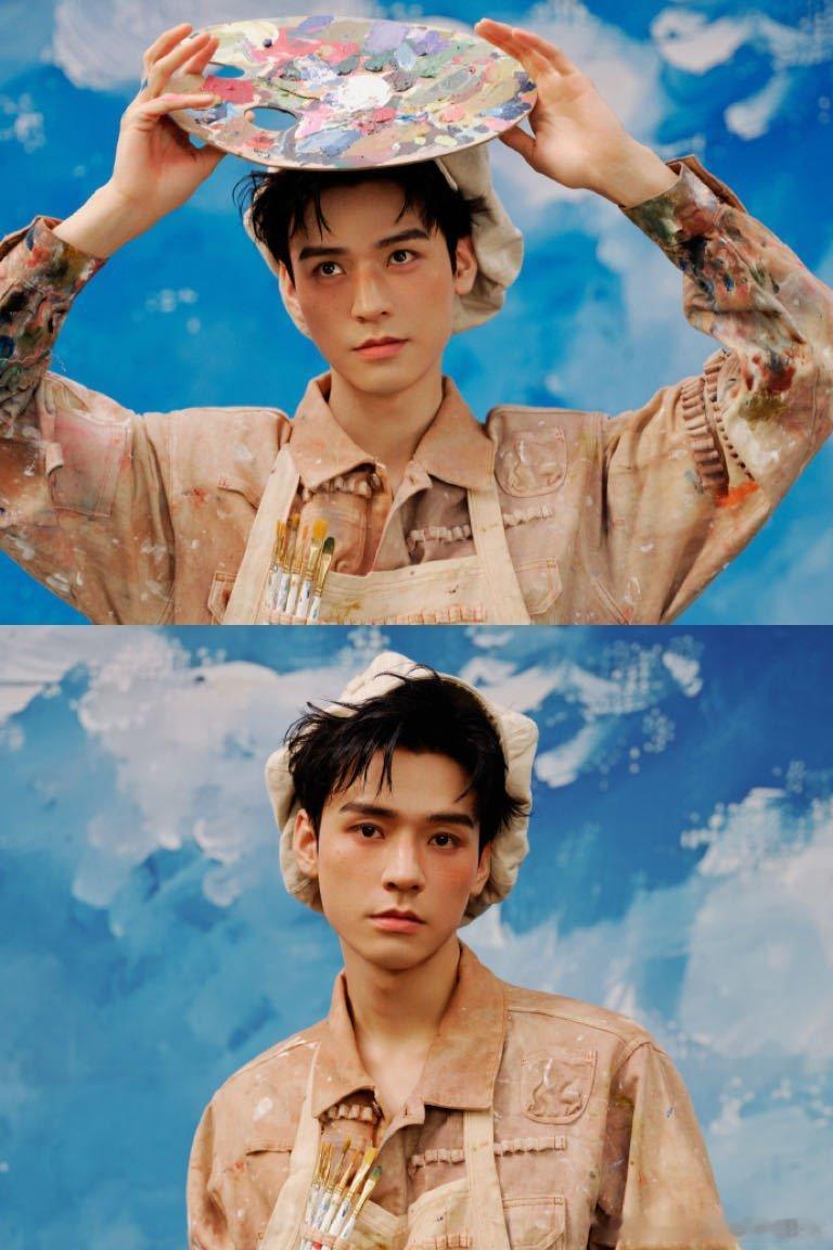 龚俊把多少颜色带上红毯了龚俊VOGUE红毯赢麻了！把彩虹穿身上就算了，还当众玩起