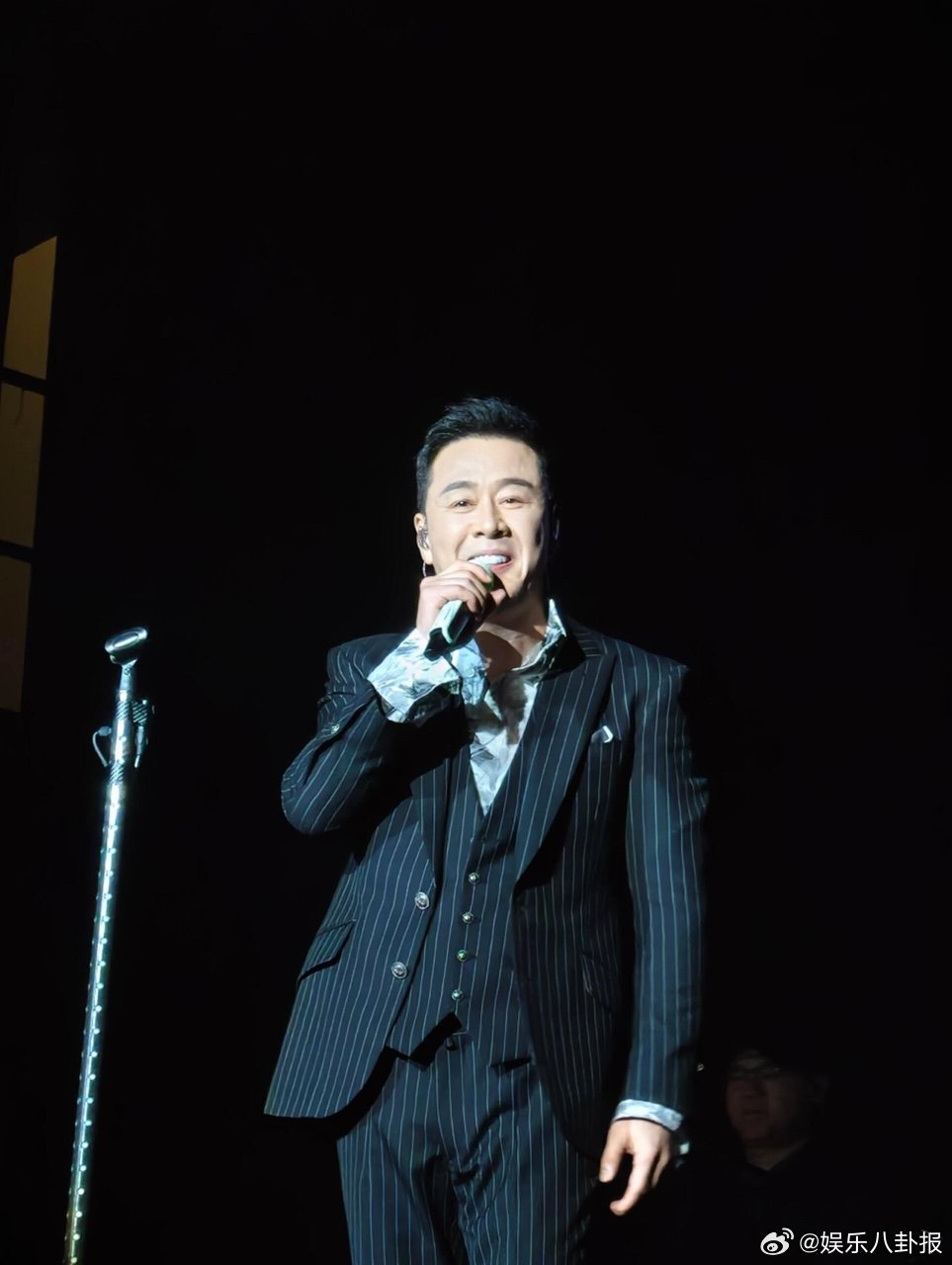 歌手回应杨坤缺席突围赛 歌手2026 杨坤坦然告别赛程，节目组暖心回复，感谢一路