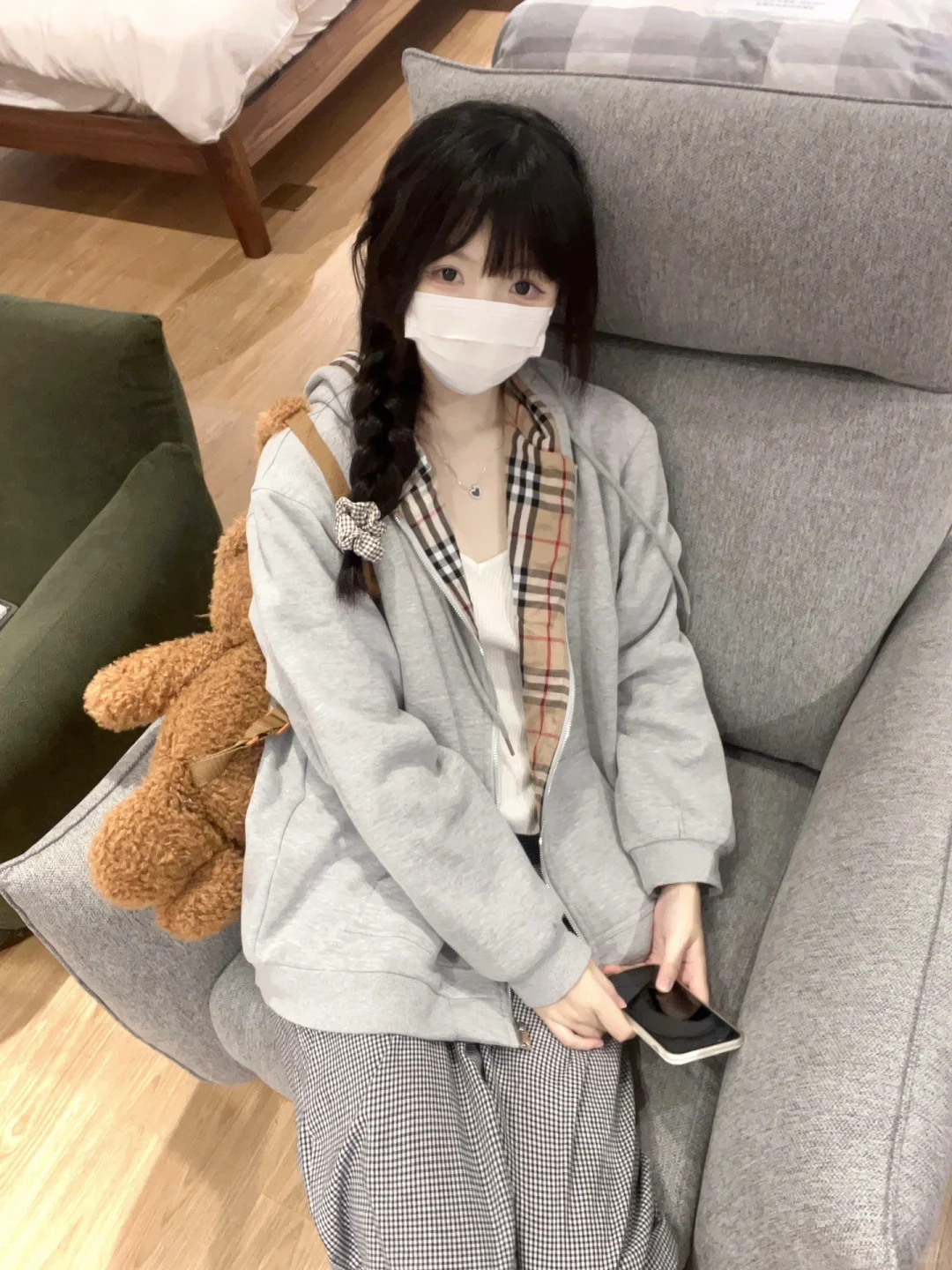 我躺ᶻz₍ ^_   ̫ _^₎