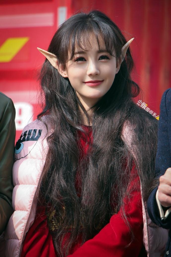 李一桐万妖之王杀回来了李一桐美回出道时期聂倾城重磅登场，一出场梦回初见李一桐的时
