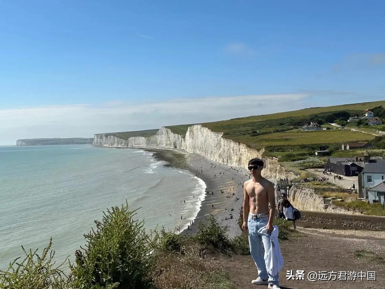 英国首都伦敦南边的布莱顿海边白色悬崖真是太美了，到伦敦旅游的话，记得一定要花一天