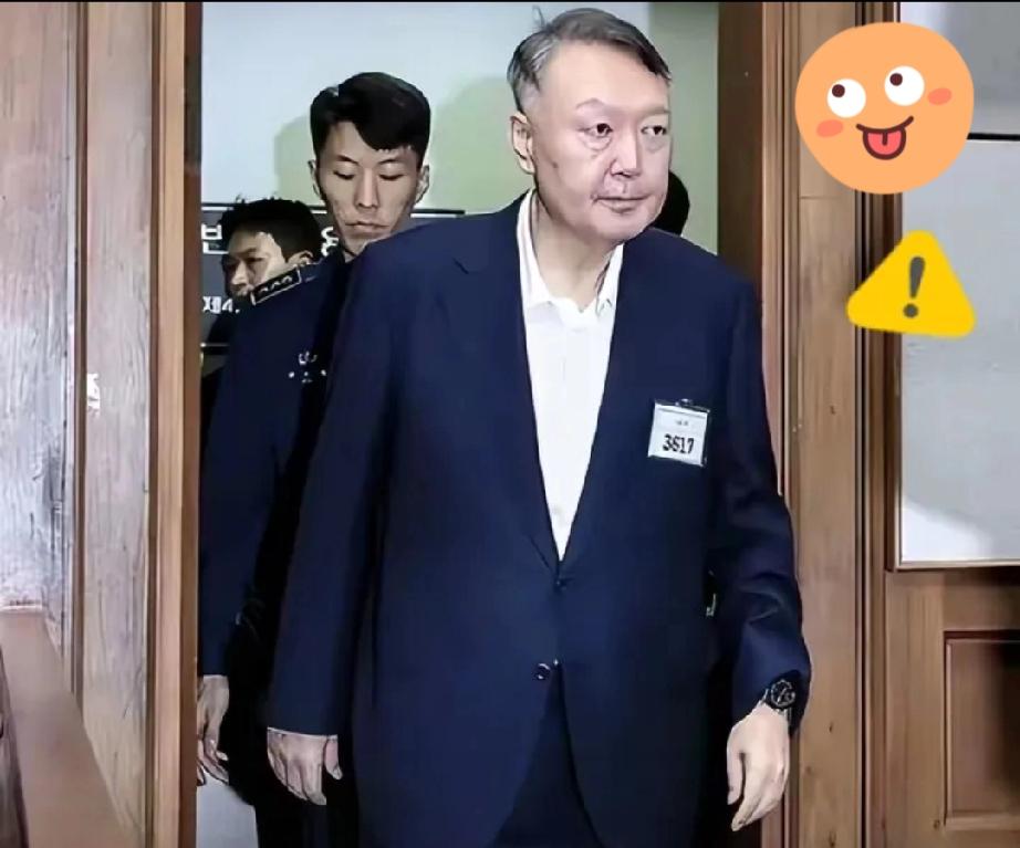 韩国政坛炸锅了！
尹锡悦无罪释放，朴槿惠复出站台，李在明真要翻车了？

5月28
