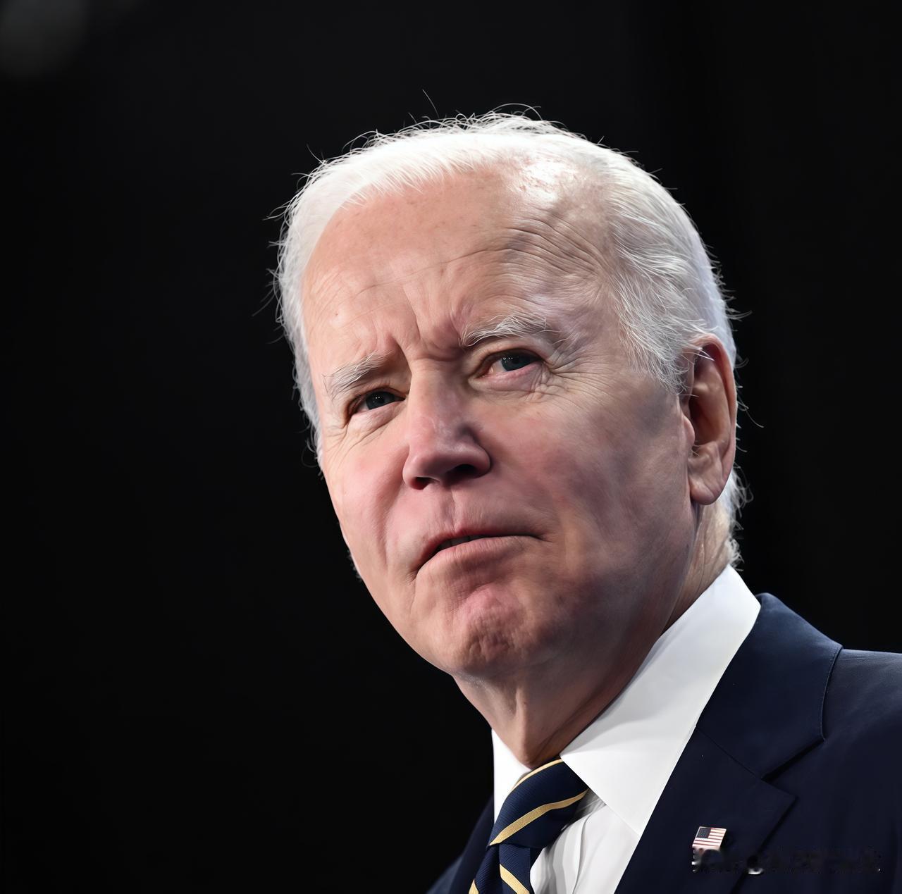 美国衰落已经是定局了，只是在于速度。拜登曾经预言，如果特朗普再执政四年，美国国际