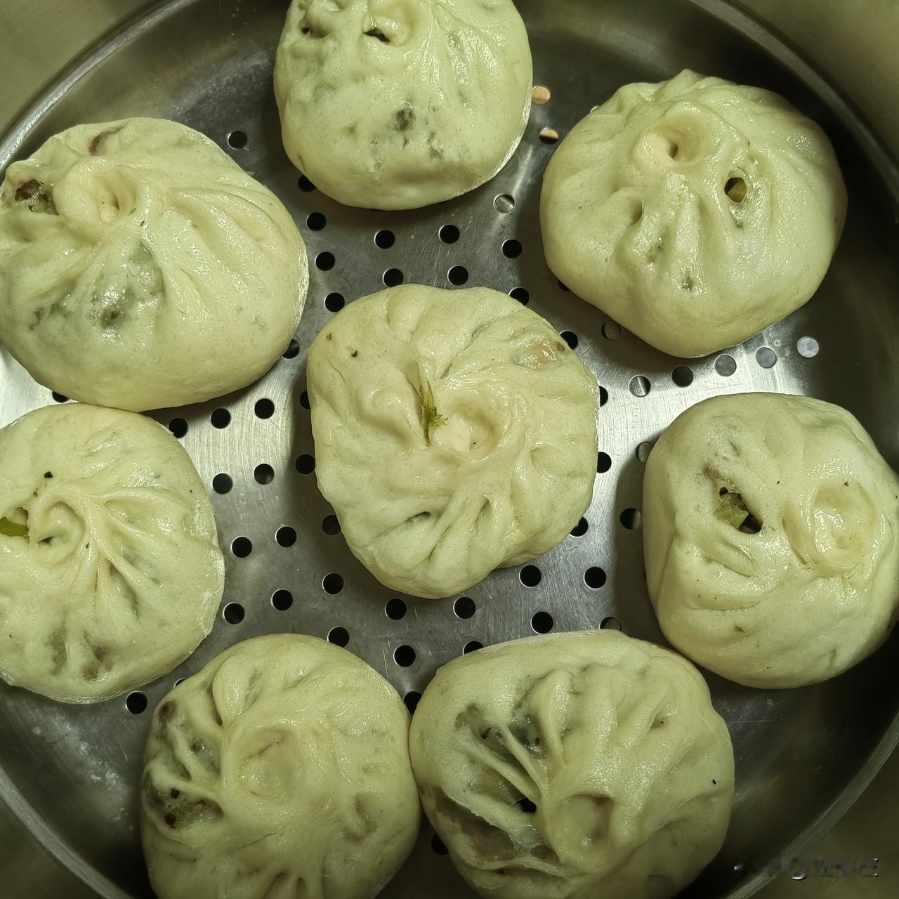 今天是母亲节，虽然我已为母21年，但在我心里是没有这个节日的，所以压根没想着收祝