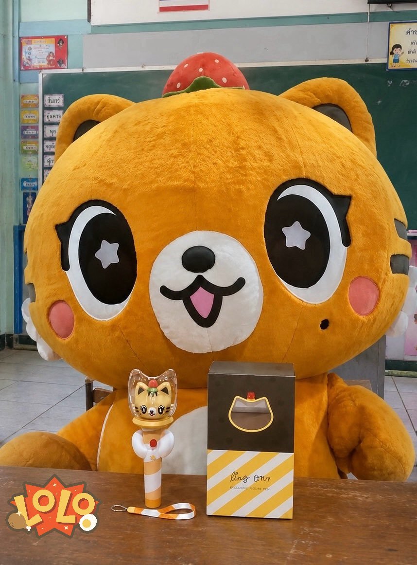 LO官推更新🎃我家南瓜去哪里上学了 爷爷奶奶外公外婆们，今天我把荧光棒带来学校