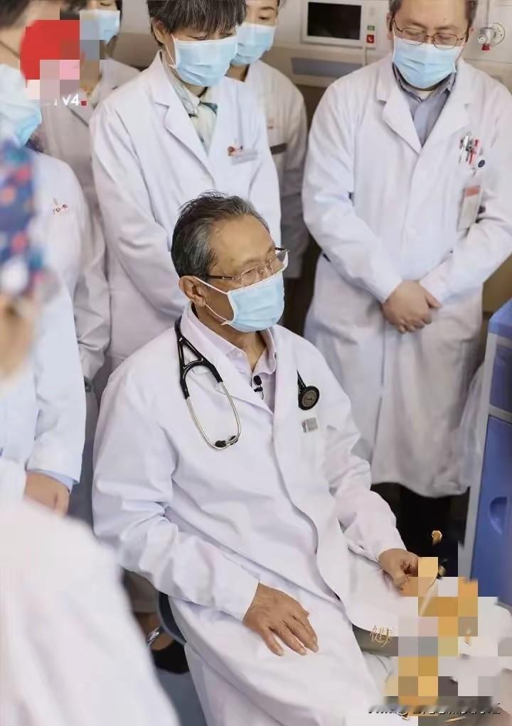 不管你信不信，反正我是信了！年近90岁的钟南山院士，身体硬朗、精神饱满，他的养生