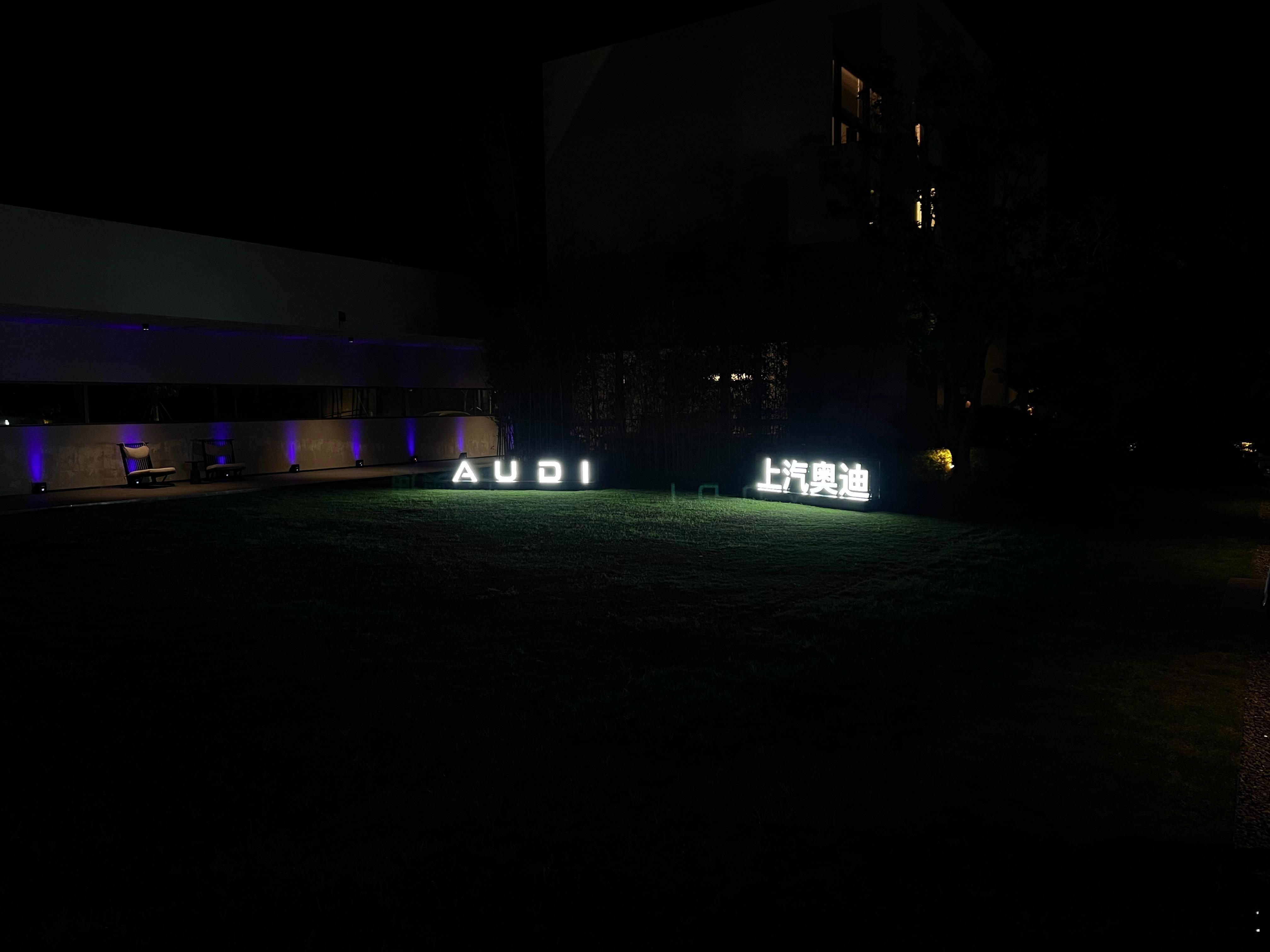 福州捞化惊艳到我了，在大众点评上选对了一家评分较高的，加料食材新鲜份足，汤头看似