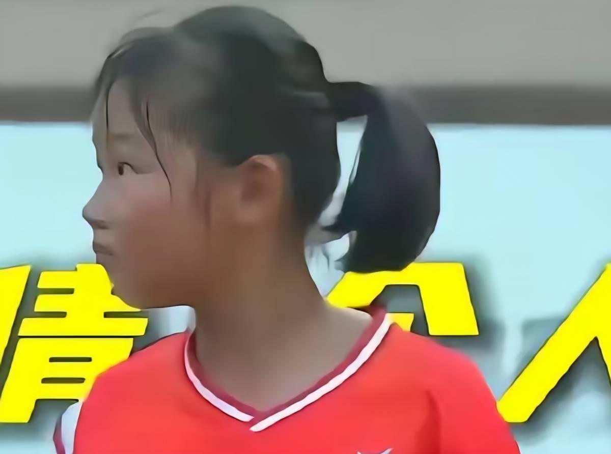 太争气了！12岁长沙女孩征战欧洲顶级青少年赛事，和一众同龄男球员同台竞技，凭扎实