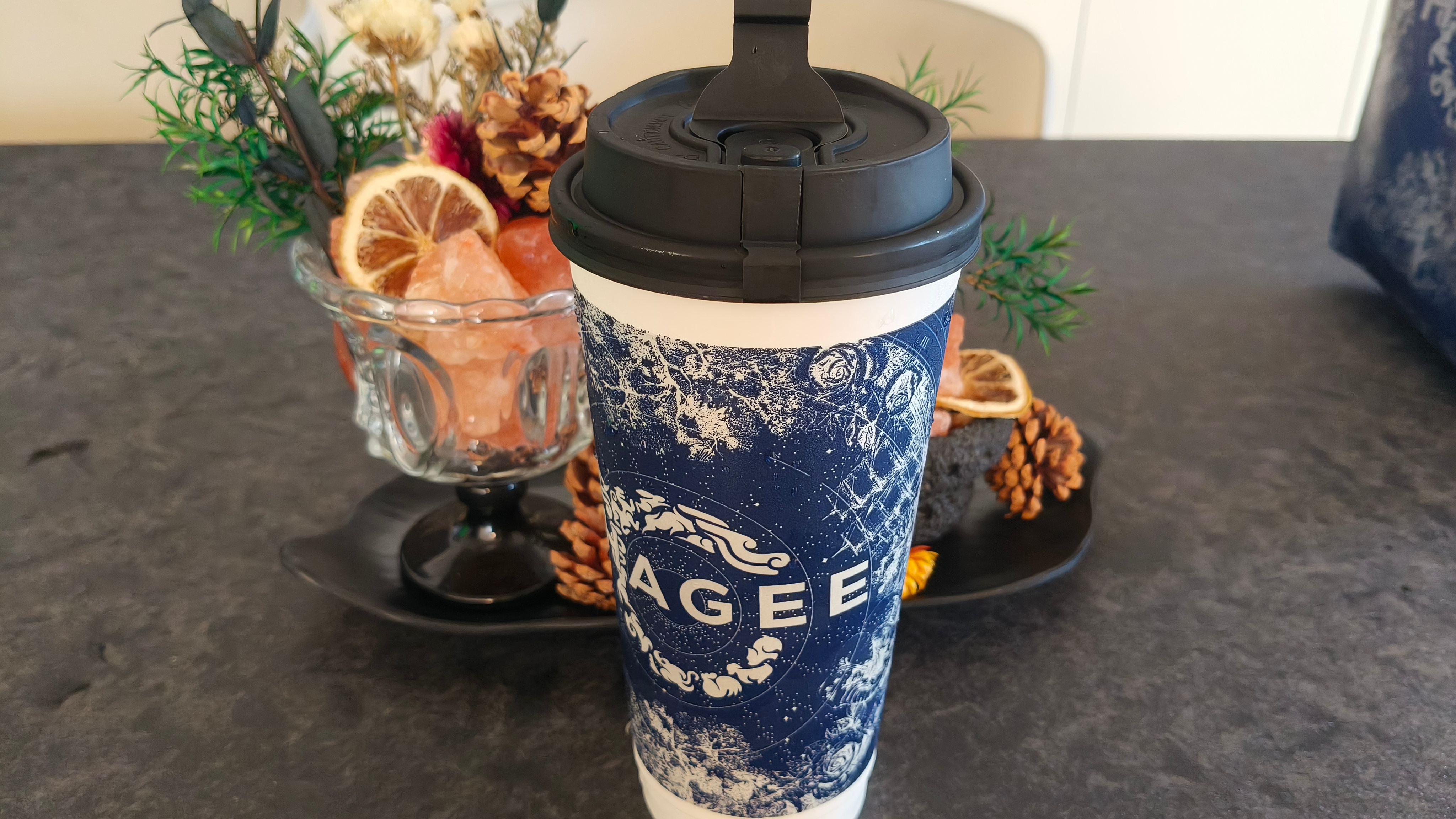 今日份奶茶 