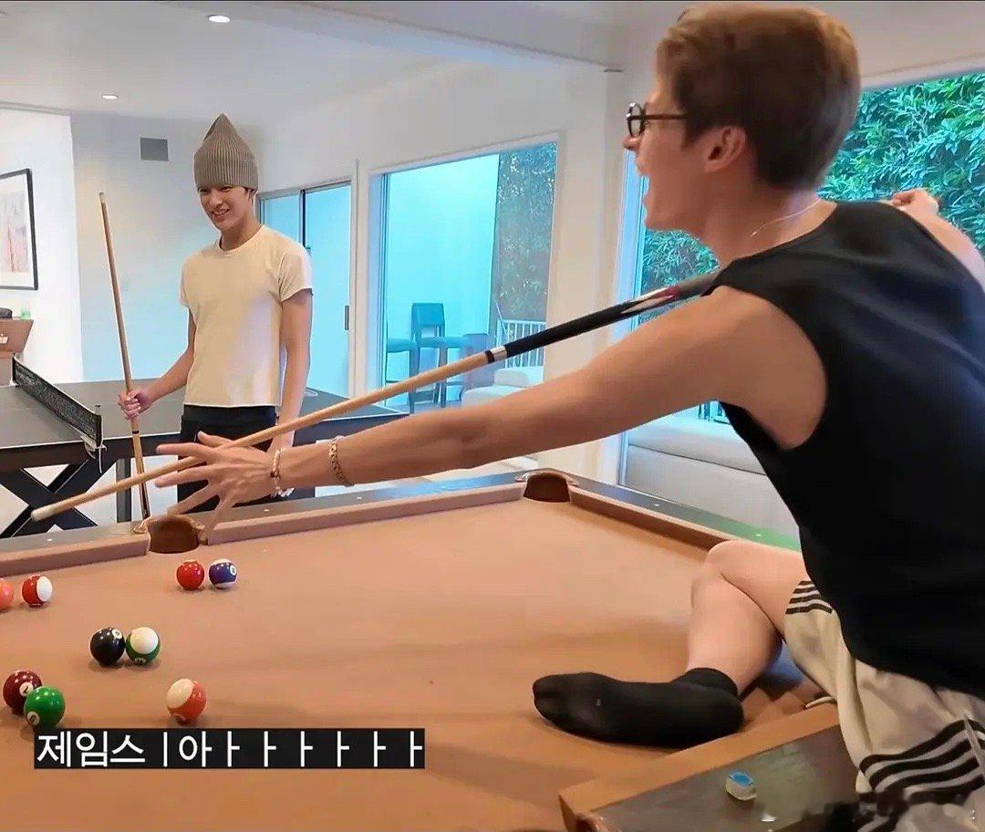 谁敢看套孙赵雨凡。。。 