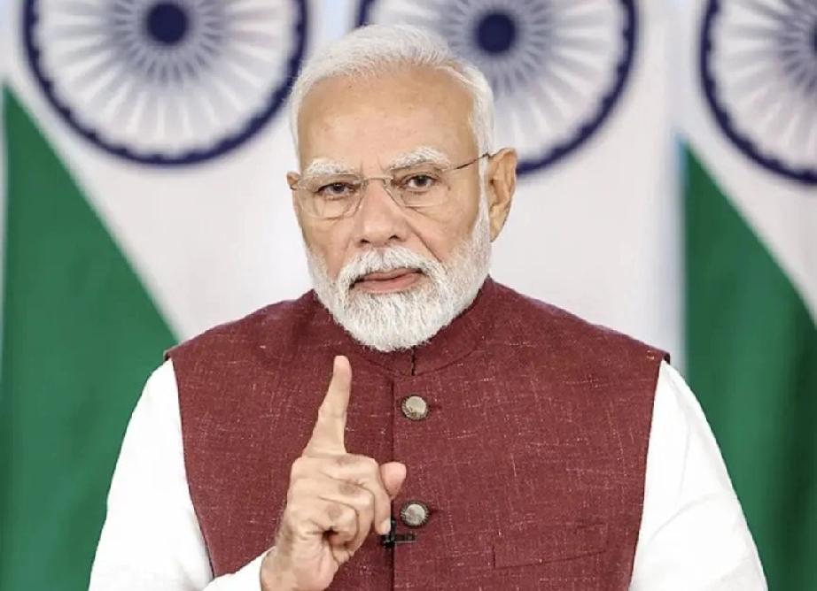 印度光辉战机这次在迪拜航展可真是出尽了洋相。先是在停机坪漏油，技术人员竟用塑料袋