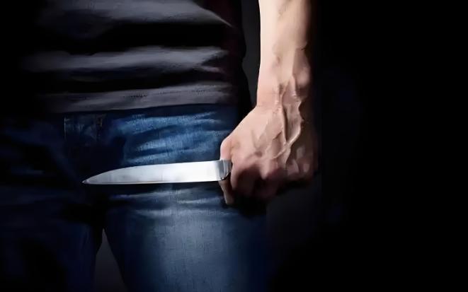 “冲动是魔鬼！”河南许昌，女子和丈夫办离婚，因孩子抚养权没谈拢，女子开车带着弟弟