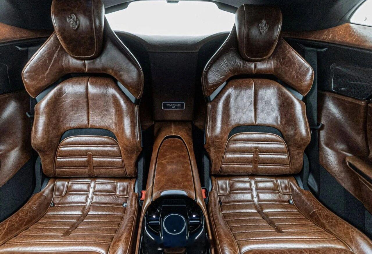 油蜡皮yyds，非常复古的颜色。有多少人喜欢这种复古风？ 