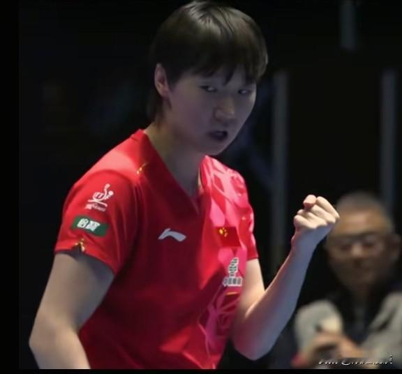 先赢不算赢，后赢夺头名。
虽然王曼玉2-3输给了张本美和，中国女队后面还有孙颖莎