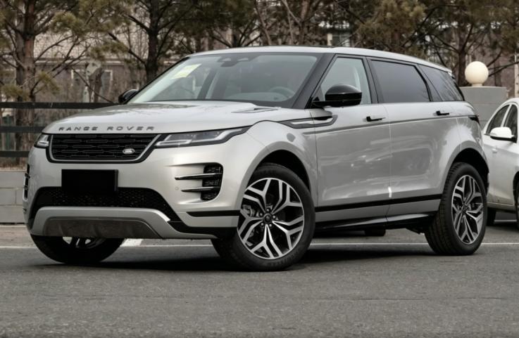 路虎揽胜极光内饰怎么说？该夸夸，该贬贬，豪车也就那样
 
总有人说路虎是车主“社