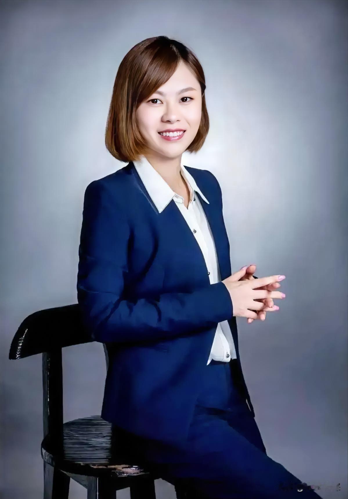 葛兰大砍创新药，任桀跑去建仓了芯片分销商。

二季度调仓痕迹里藏着两条线索。葛兰