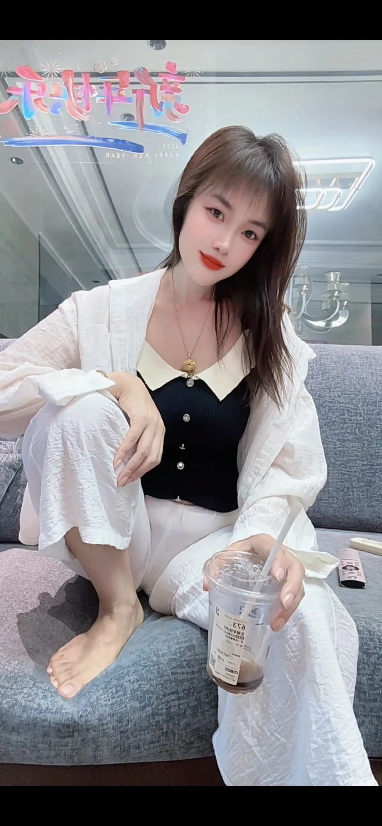 风格不固定，主要看心情，什么关系说什么话。 别越界，洒脱是我的性格，事...