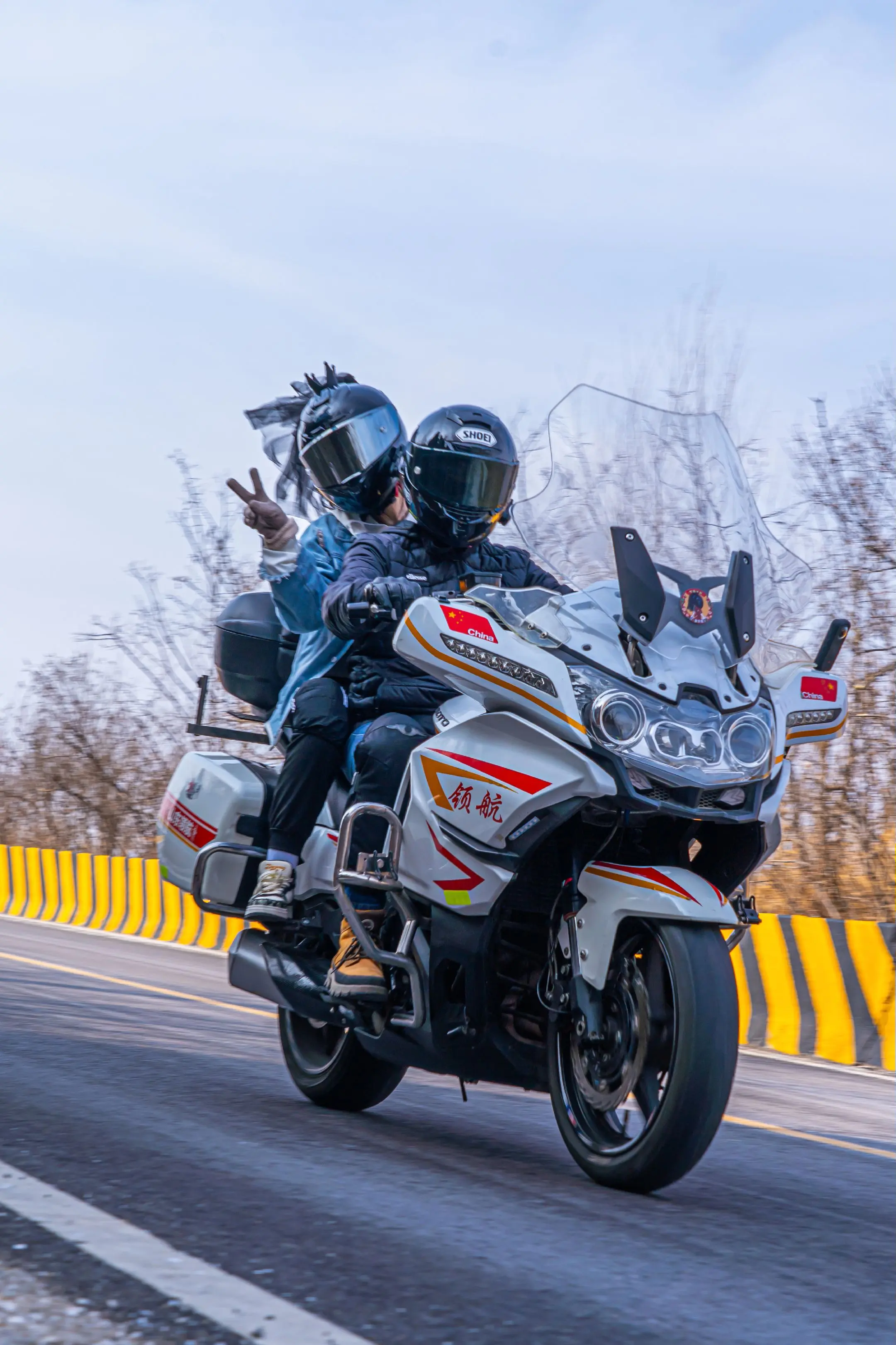 “不是喜欢在我对象这找存在感吗 好好监视 以后每个文案都是隔应你的”