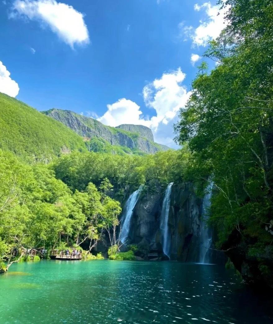 微博云祈福祈福2026华严宗祖庭西安华严寺 人生最好的状态，是心中有山海，静而不