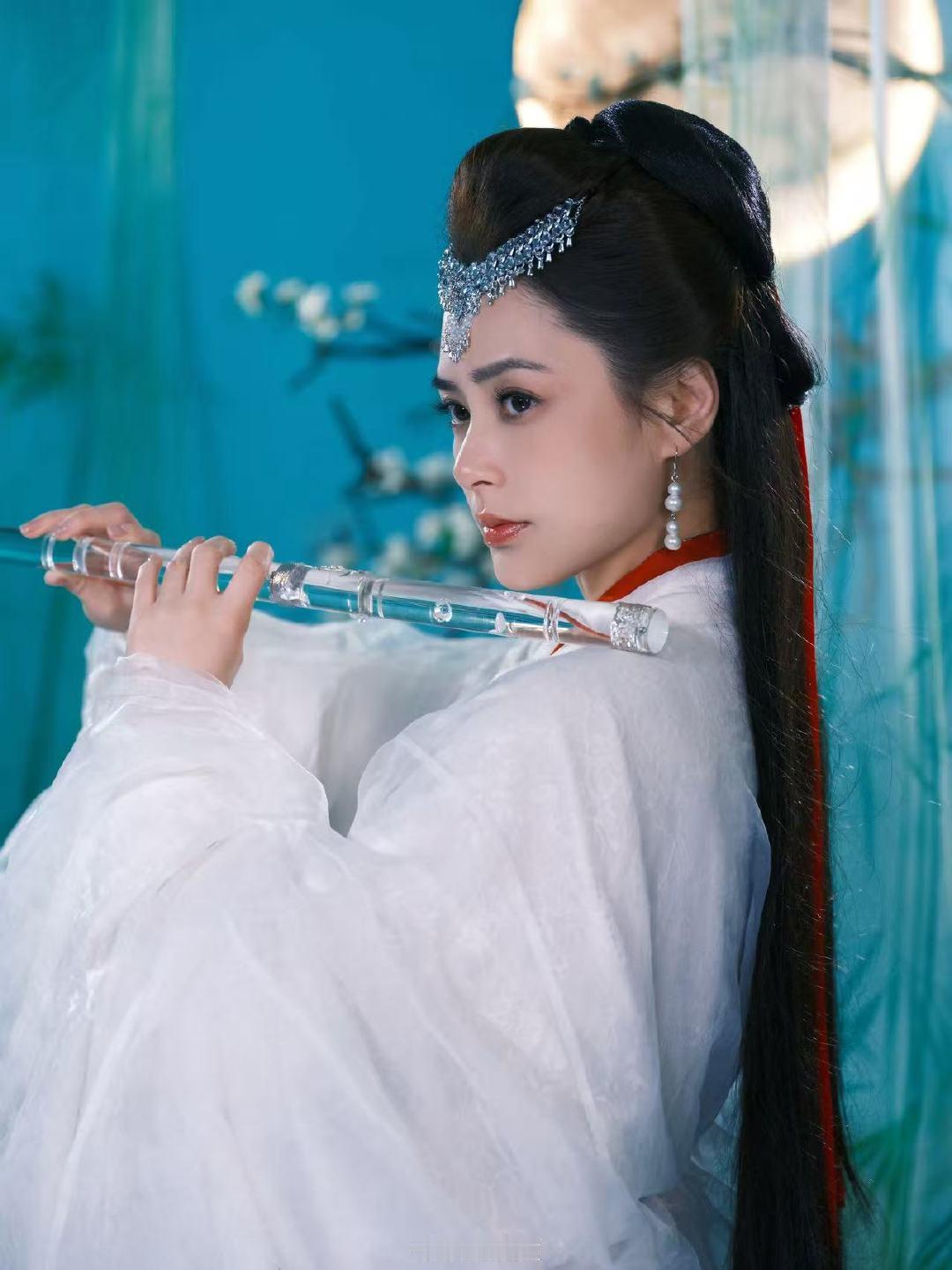 钟欣潼仙乐回来了钟欣潼再扮仙乐我不行了这是真白月光杀回来了[泪][泪][泪][泪