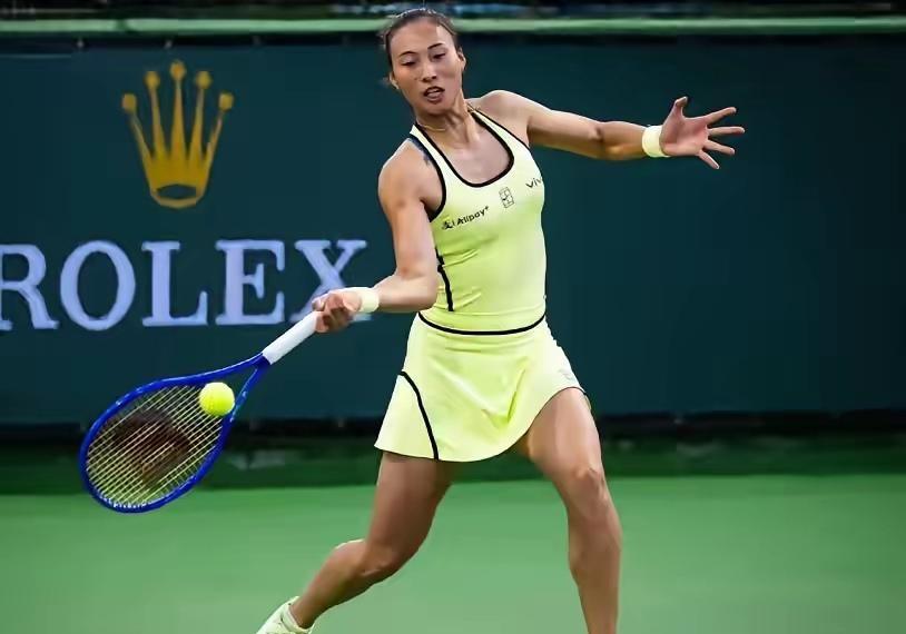 郑钦文终于认错！这步棋走对了，再战萨巴伦卡底气全来

不得不说，郑钦文团队做出了