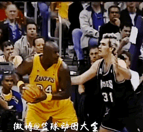 挨奥尼尔这一下感觉灵魂都要出窍了……吃不消吃不消啊！[傻眼][傻眼][傻眼] ​
