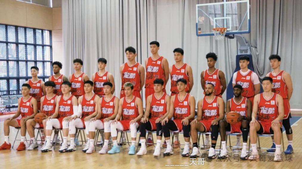 【天哥出品，必属精品】新赛季CBA各支球队实力介绍：广州龙狮名帅米切尔执掌帅印，