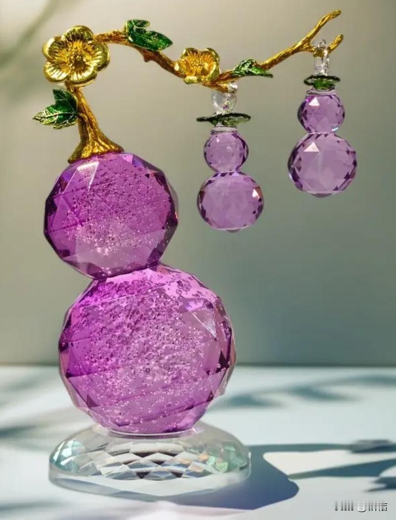 在安徽明光的一个企业里。李明（化名）是某知名互联网公司的技术骨干，入职五年，凭借