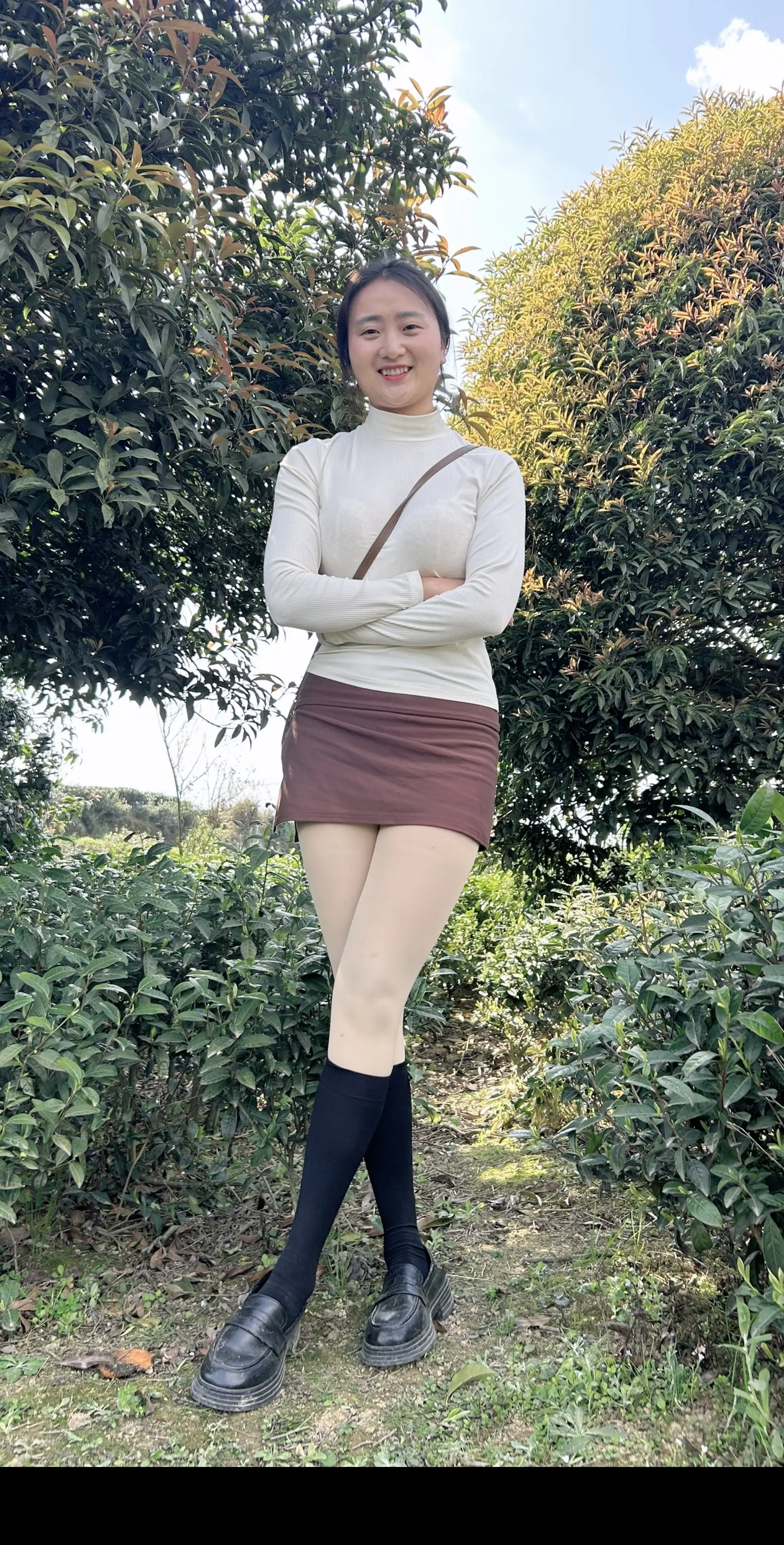 没有什么大不了的烦恼，是一杯热茶化解不开，如果有，那就再续一杯