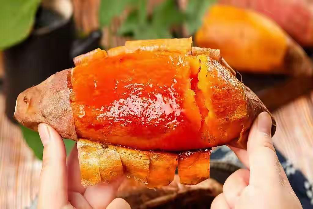 冬天吃烤红薯确实是一种温暖人心的美味体验，但也有一些需要注意的地方。“不是因为容