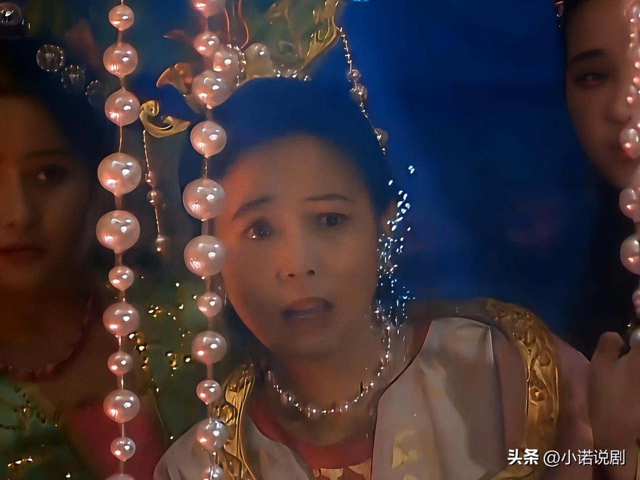 东海龙婆，是指东海龙王敖广的妻子，她长期居于东海水晶宫后殿，与龙女一同打理龙宫内