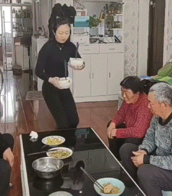 网友:这啥意思？