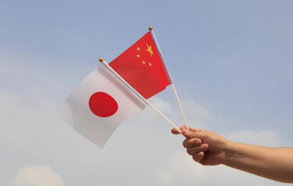 日方抗议反制要求撤回？

日本近期的操作属实让人看清了双标本质，一边忙着向中方提