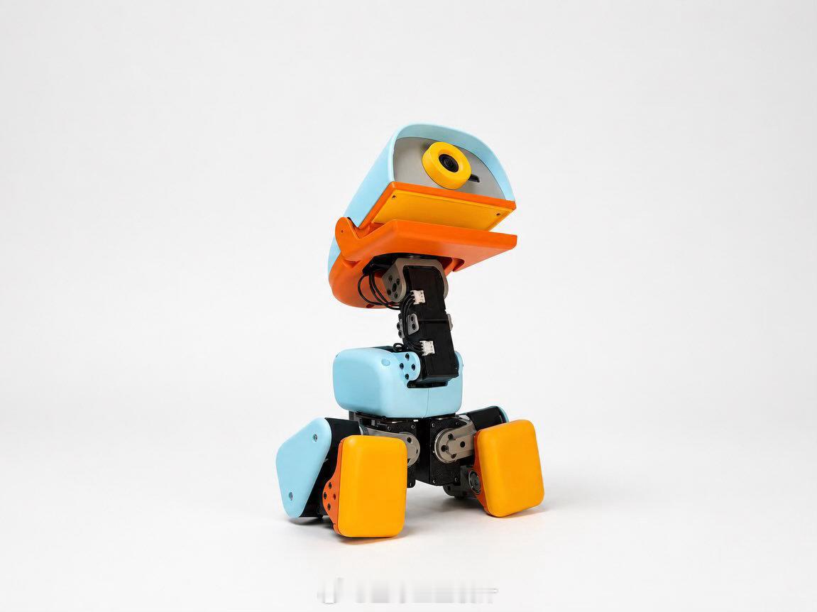 Microduck机器人|设计：Microduck这种把"笨拙感"做成产品核心卖