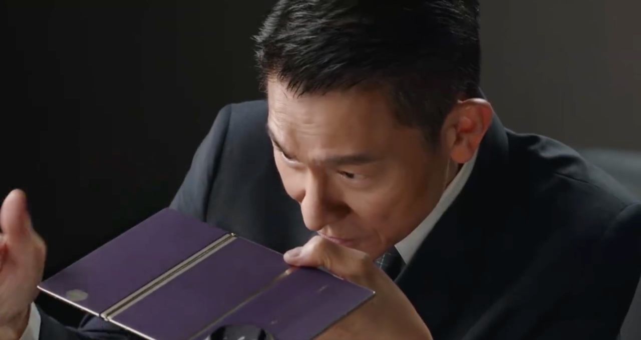 刘德华为非凡大师献唱 岁月淬炼，声入人心。惊喜揭晓，刘德华将献唱非凡大师品牌主题