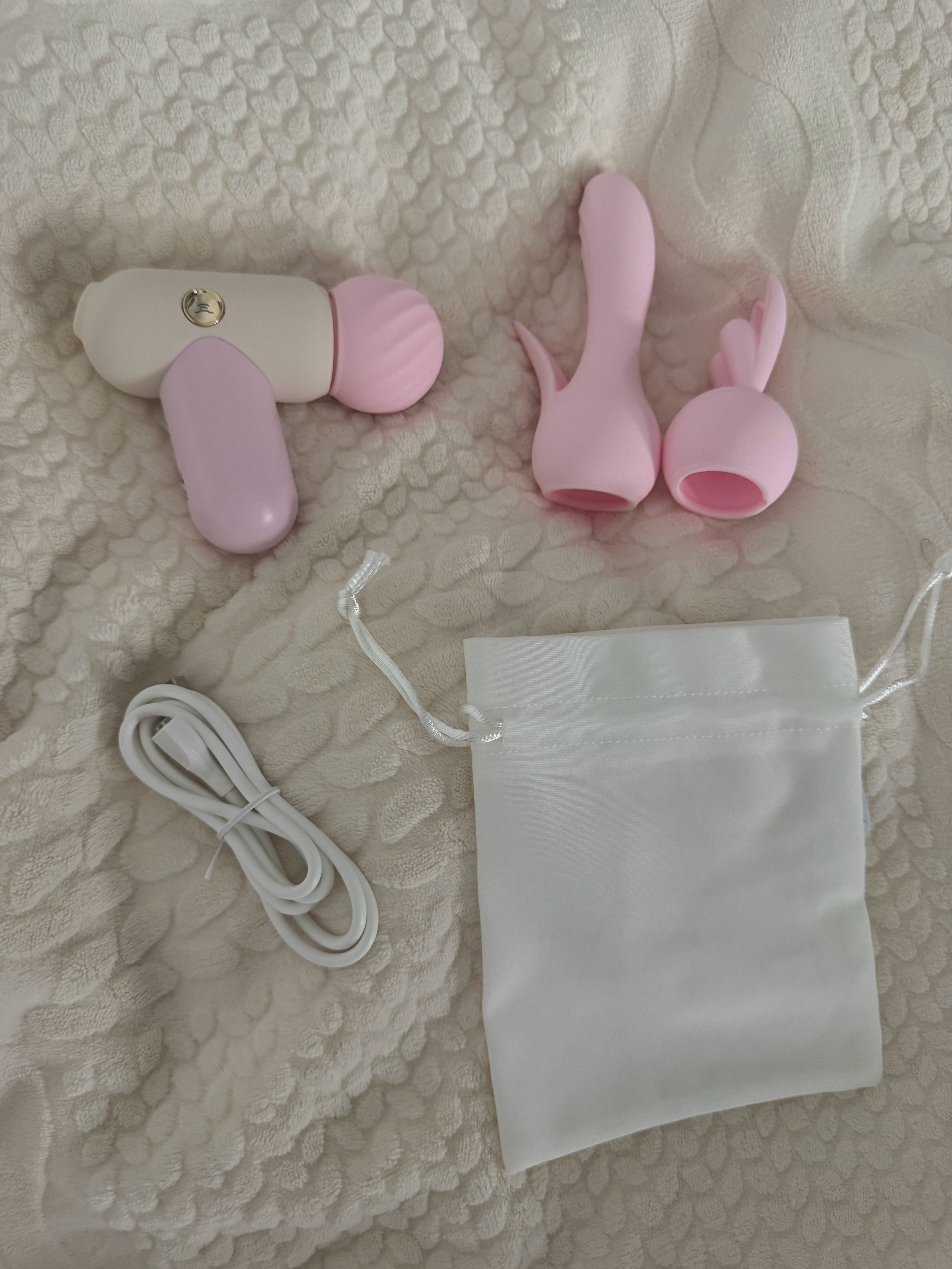本期嘉宾关🐷品牌大大⬆️➕🍎评论🟰抽同款🎁❗️找我下单，单单有礼物（随机