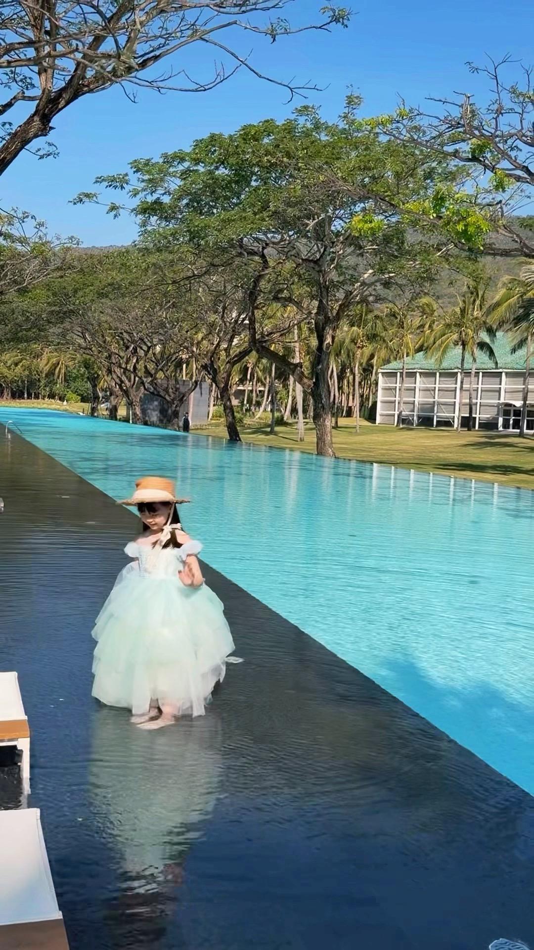 三亚度假18图⛱️ 🌴🌴🌴  我是爱你的，你是自由的