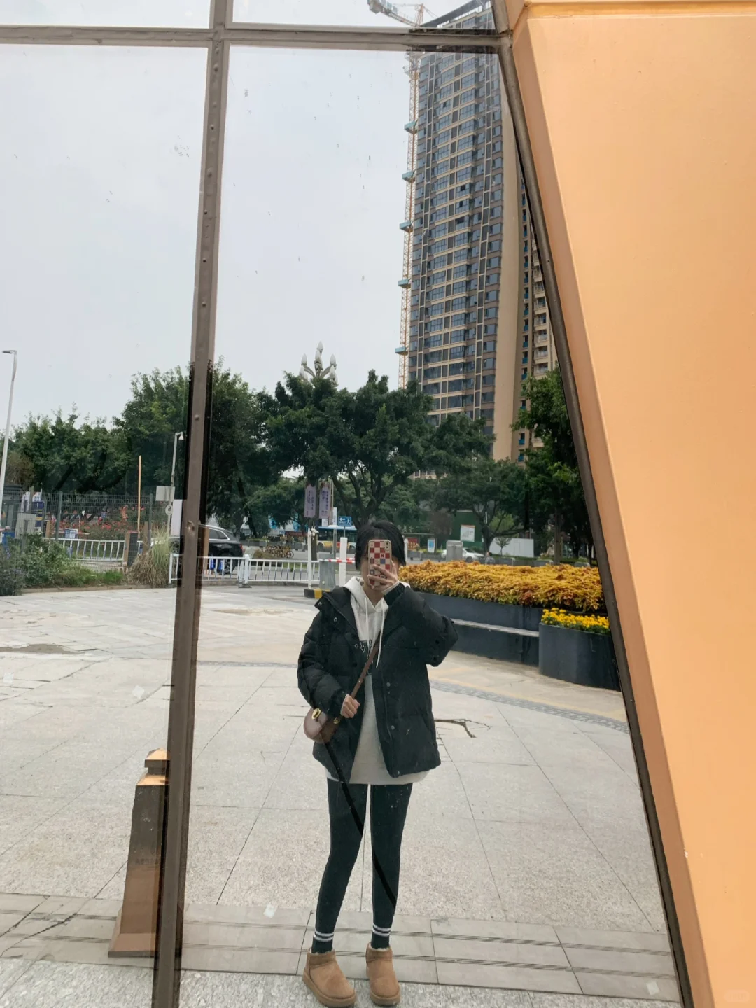 啊啊啊姐妹们留白色还是黑色！！