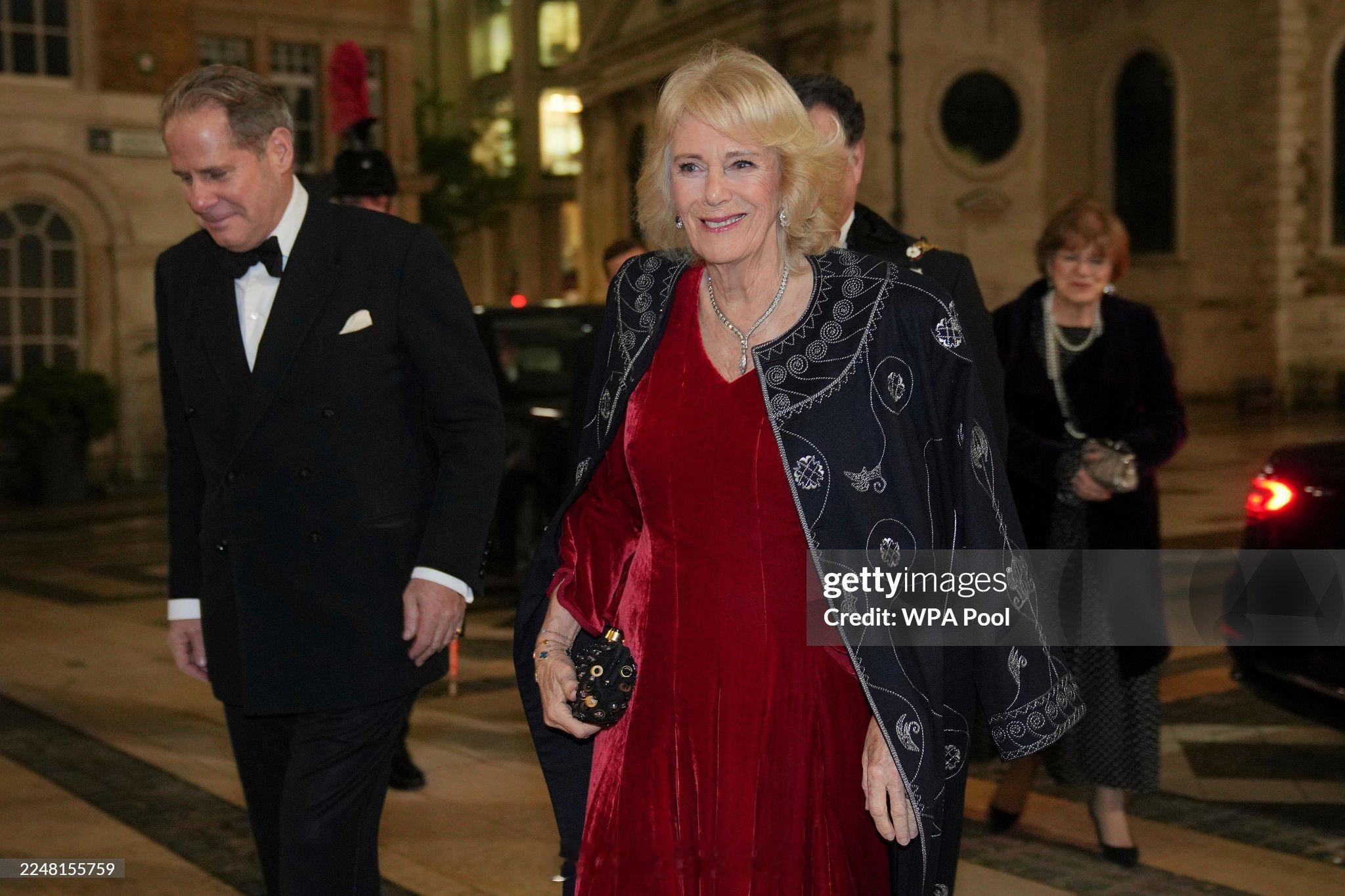 英国王室  2025年11月27日，卡米拉王后、爱丁堡公爵夫人苏菲和格洛斯特公爵