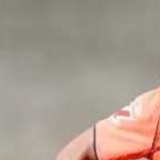 北京时间4月26日，据《每日体育报》报道，拉什福德和卡萨多基本确定离队；弗里克在