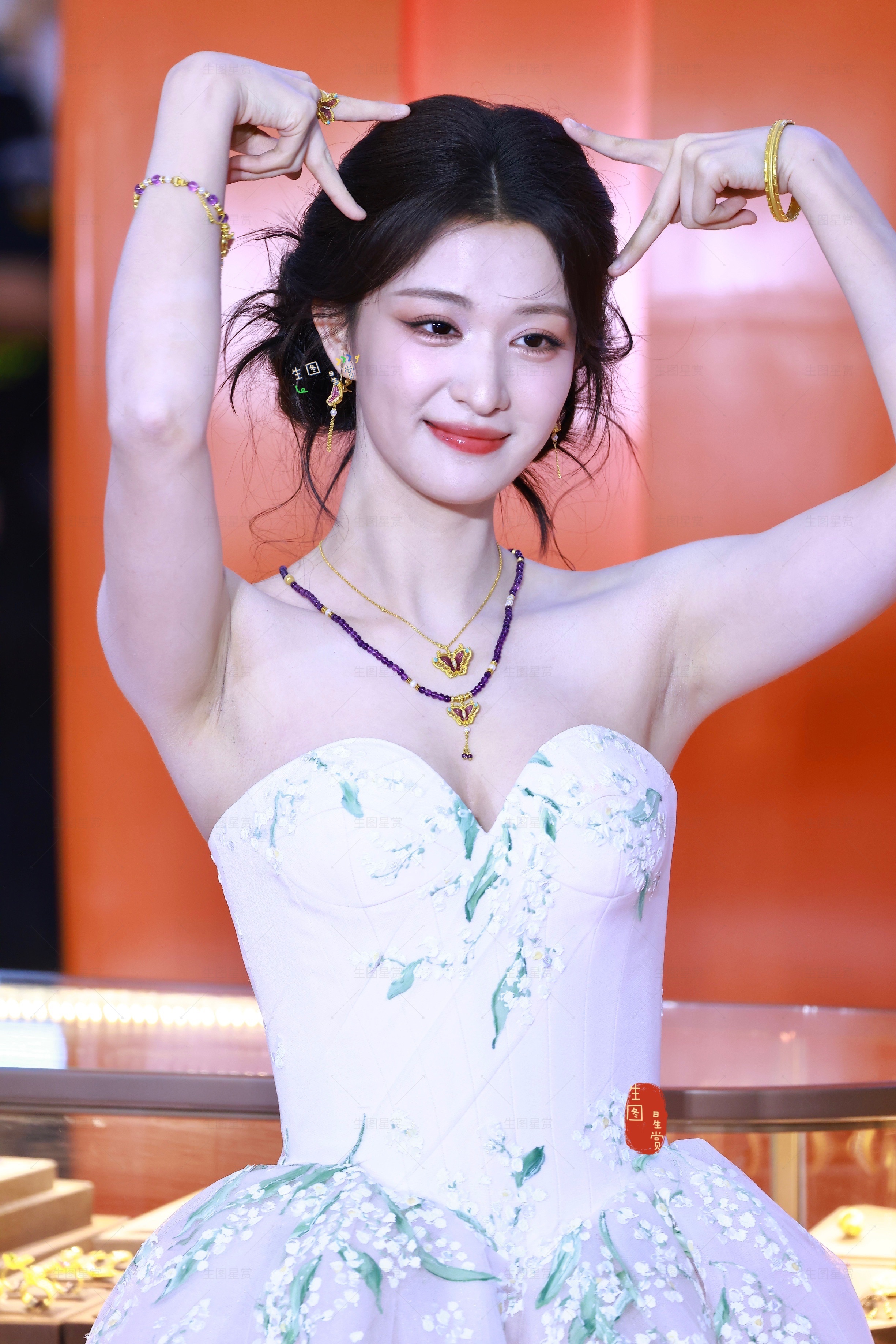 比心超甜美爆的Chuan🫰🏻王楚然苏州金六福站台机位二美照来袭💋王楚然36