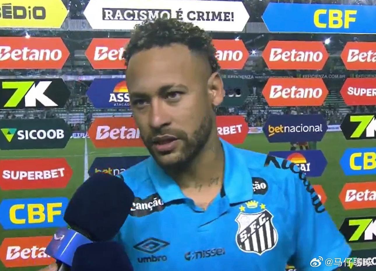 12月5日讯 据知名转会记者斯基拉的消息，桑托斯正在全力推进内马尔续约的相关事宜