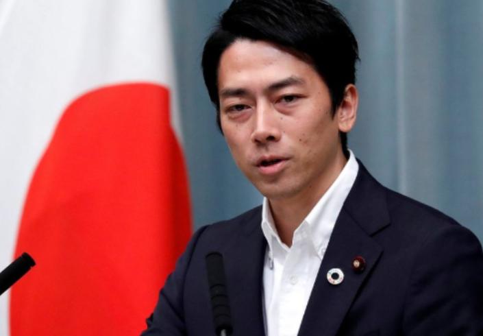 就在刚刚日本对中国出重手，公布一个前所未有重大计划，2月24日，日本防卫大臣小泉