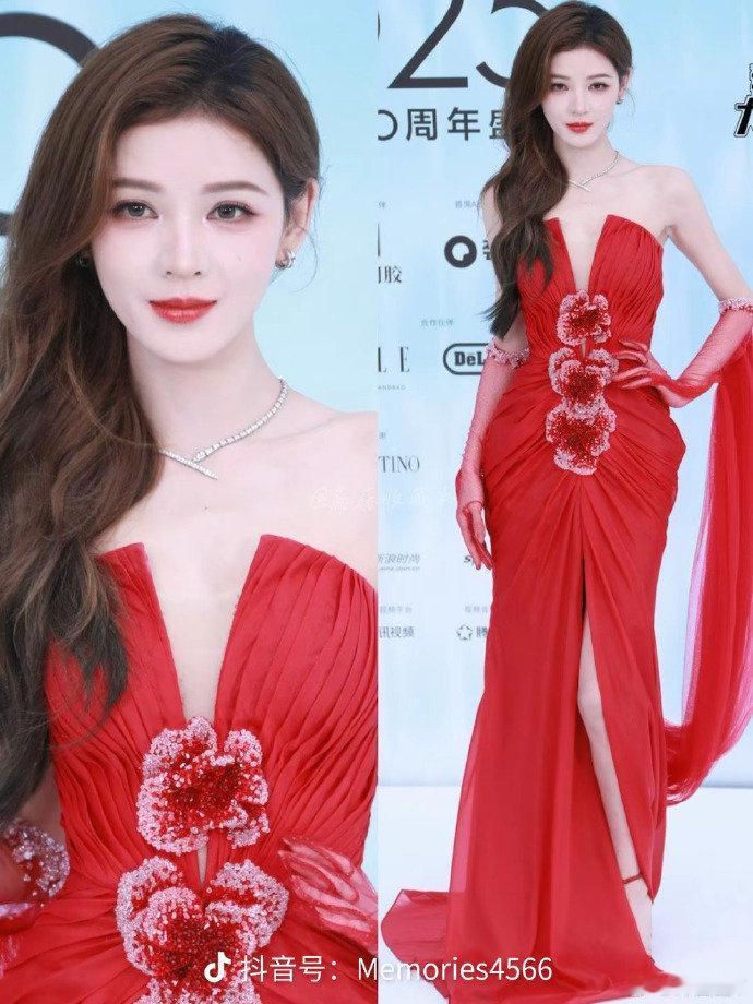 张予曦毕雯珺上恋综我是同意的张予曦[超话]张予曦和毕雯珺的 CP 感简直溢出屏幕